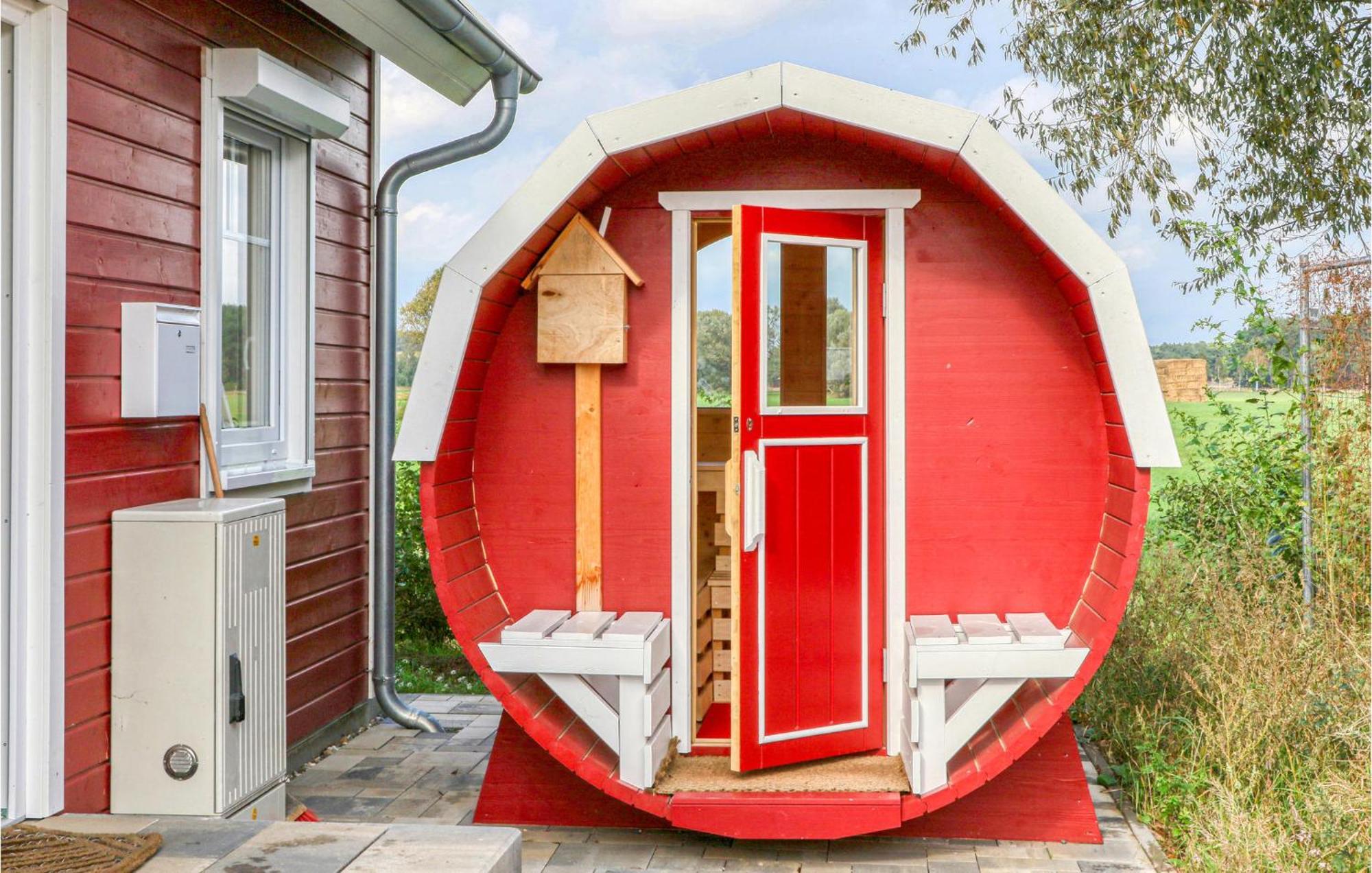 Cozy Home In Zerpenschleuse With Wifi Exterior foto